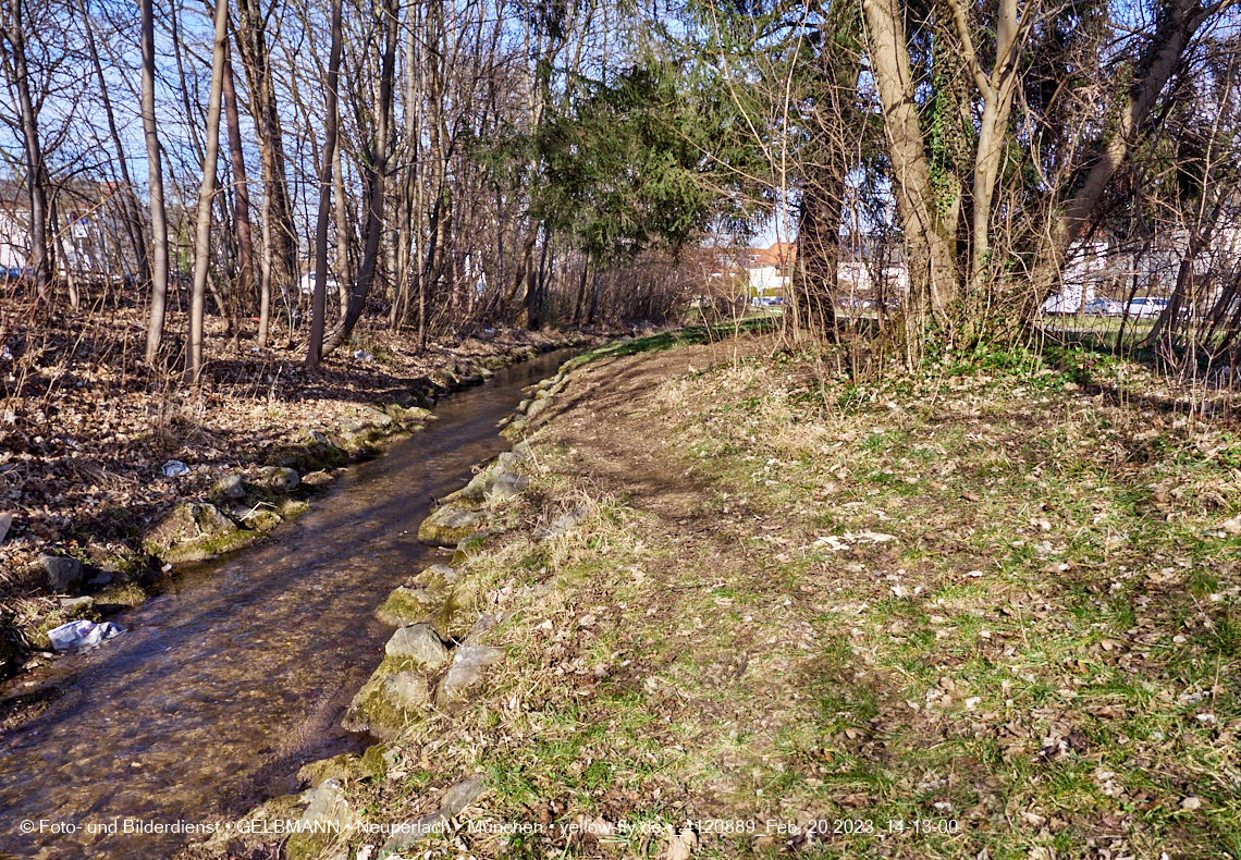 20.20.2023 - der 'verschwundene' Hachinger Bach in Berg am Laim